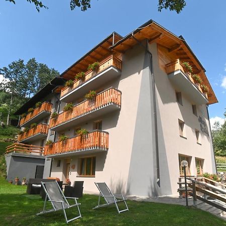 Albergo Sporting Peio Fonti Exteriör bild